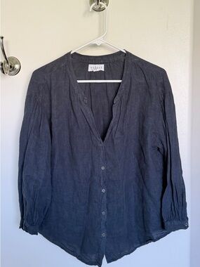 Velvet by Graham & Spencer Navy Button-Front Linen Blouse